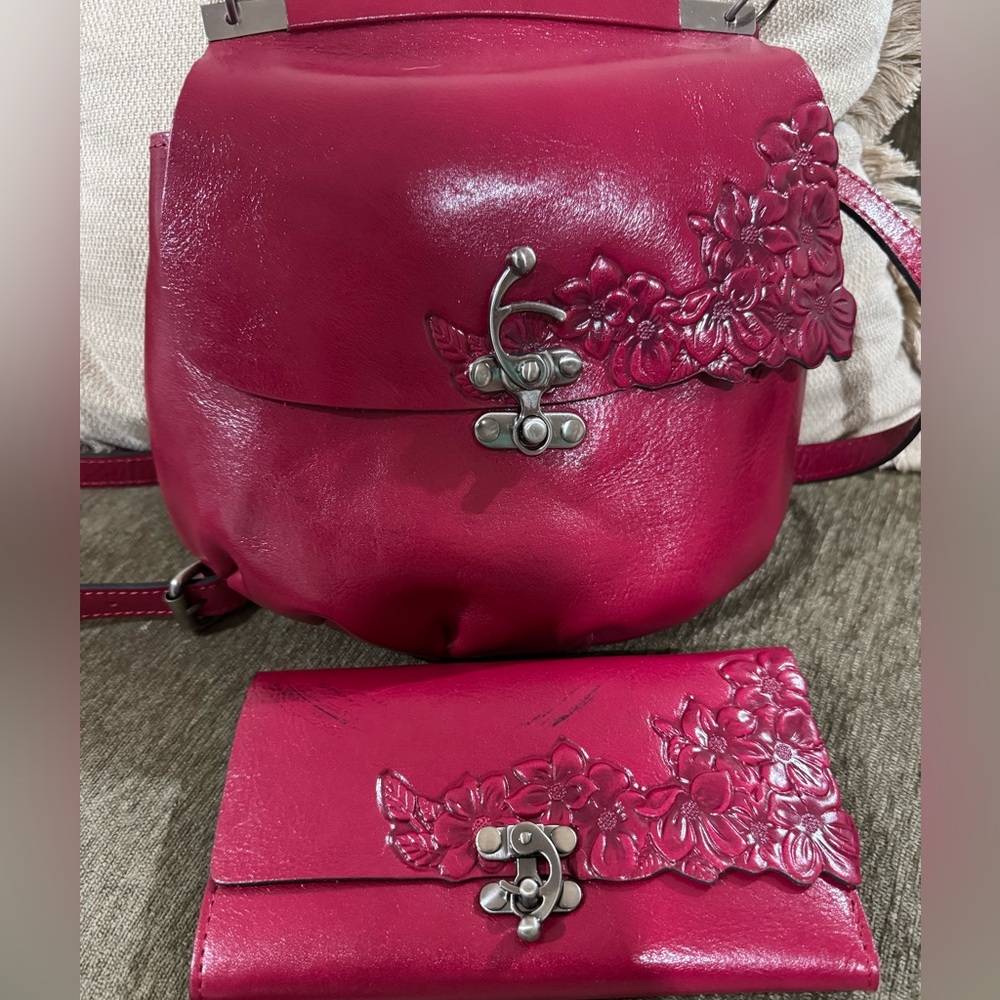 Patricia Nash Rose Pink cross body.